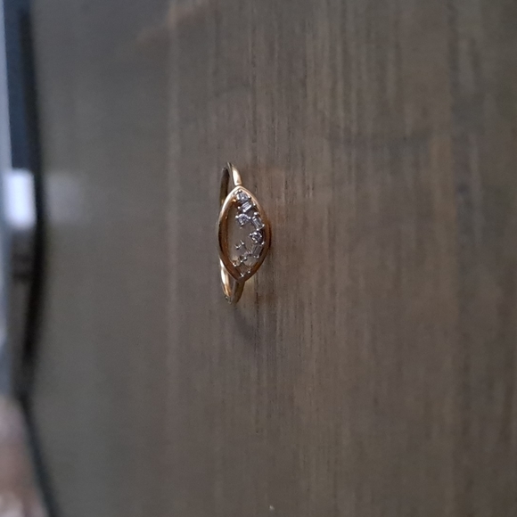 Bony Levy 18K gold and diamond stacking ring - Picture 6 of 16